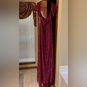 Long Wine Lace Maternity Dress